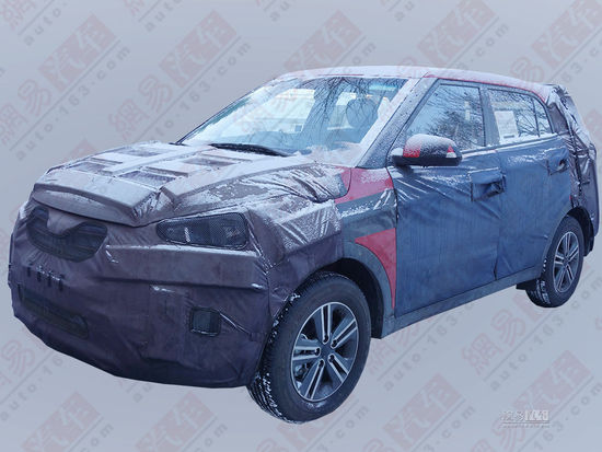 ��10������ �����F(xi��n)��С��SUV�yԇ���ع�