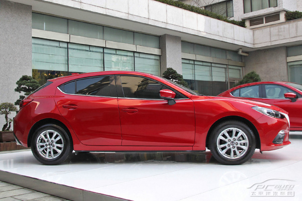 馬自達(dá)昂克賽拉