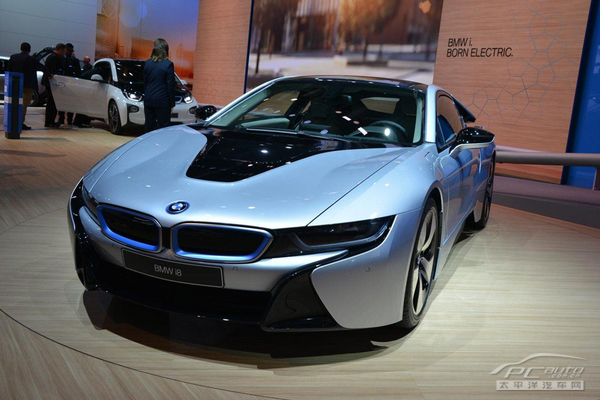 i8