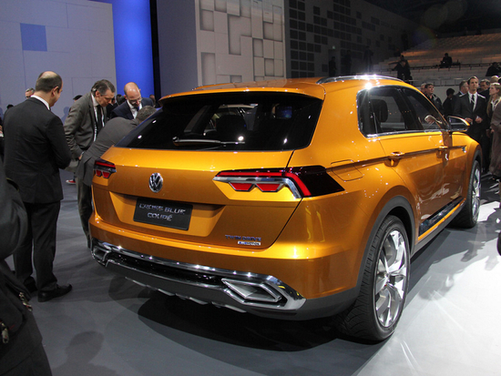 �����SUV �D��CrossBlue Coupe����܇