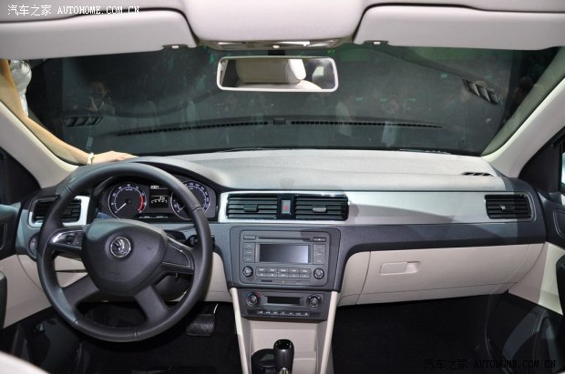 ˹���_(d��)�Ϻ���˹���_(d��)��J2013�� 1.4L �ք�(d��ng)��(l��)�x��