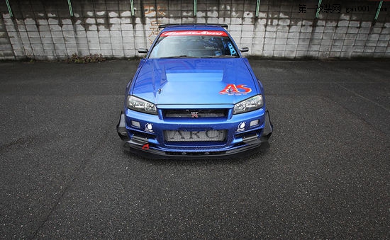 �ձ���������܇��800ƥ�ծa(ch��n)GT-R R34���b��2��
