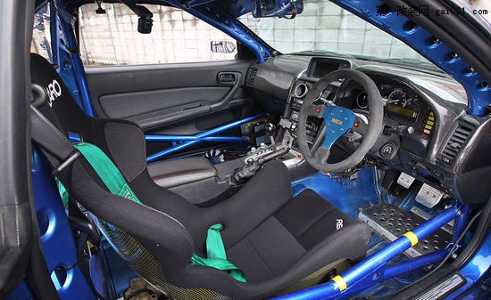 �ձ���������܇��800ƥ�ծa(ch��n)GT-R R34���b��15��