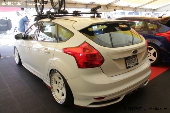 ����ɫ���鹝(ji��) SEMA�ϵĸ��ظ���˹ST���b SEMA,���ظ���˹ST,��܇���b