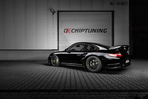 ���r(sh��)��911 GT2���b܇(ch��) 680�R��/880�����ף�9��
