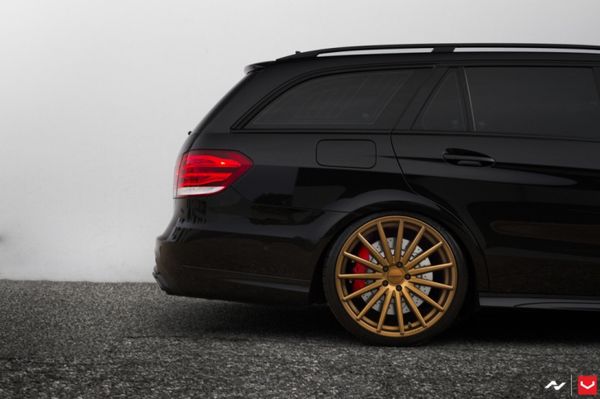 ���YE�����b