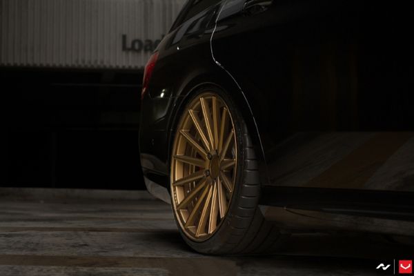 ���YE�����b