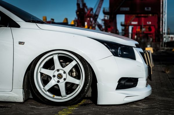 �װl(f��)ħŮ��ƽ��Ь ѩ���m����Ɲ���^���b