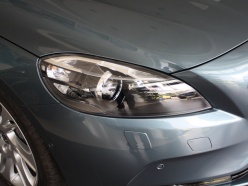 �֠���2013���֠���V40