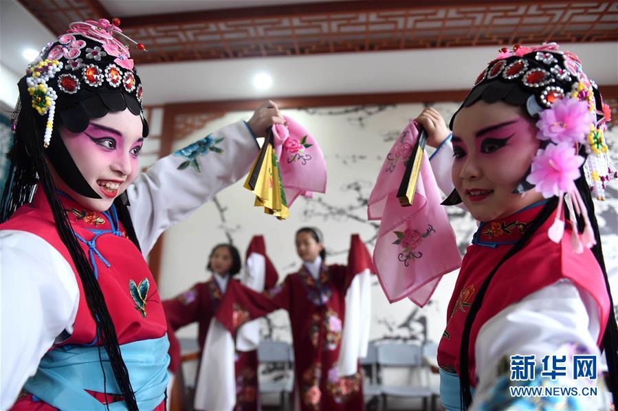 安徽瑤海:戲曲進校園 傳承在身邊