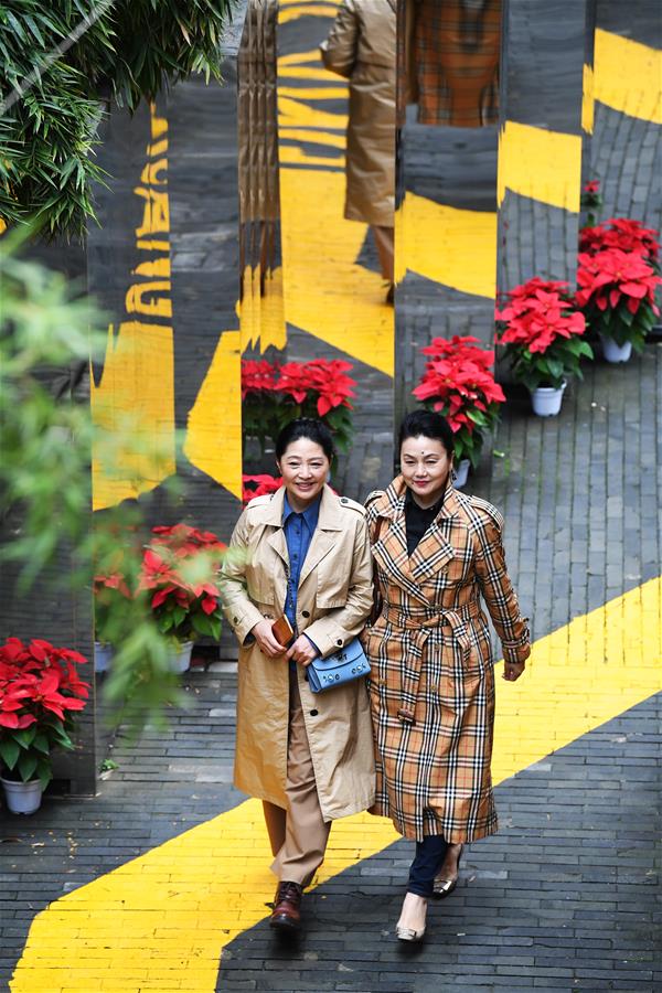 (社會)(2)重慶江北:文創(chuàng)街區(qū)假期受青睞