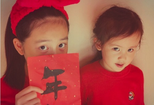 �S�ڼҵ�һ�pƯ��Ů��