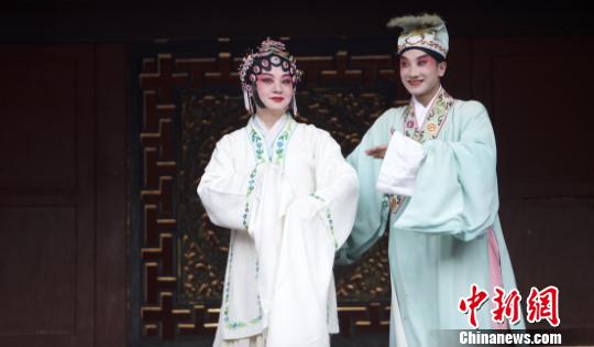 �Ӱ��Ц��ص�������������� �z