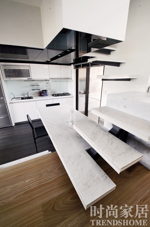 59�O ���Ը���