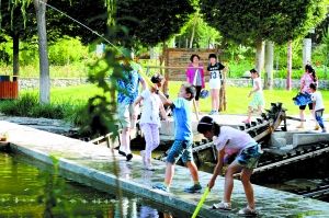 7��13�գ��m���M�롰�������족����ߚ�؞�32.1�档�D��С���т����m��ˮ܇���[�@ˮ��߅�����������ϯӛ�� �Ꮚ �z