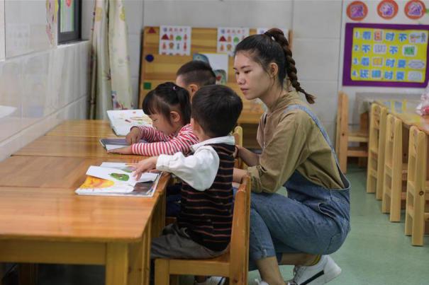 ����������5��̽�L��ɳ�����d�WУ