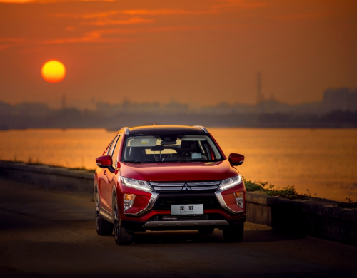 �o����SUV�x�V�������ȸ����ܲ��M(j��n)��ُ܇�_(d��)������