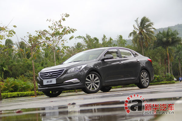 �r�񼴌��ҕ� 2013�V��܇չ������܇