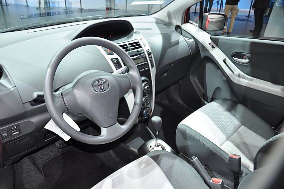 �V���S������ʿ