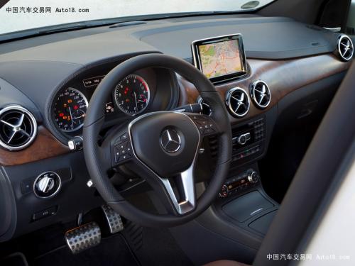 ��(n��i)��O(sh��)Ӌ(j��)��Ȼ���m(x��)�˱��Y����(d��o)�ľ������L(f��ng)���|(zh��)��Ĳ����O(sh��)Ӌ(j��)���](m��i)��̫�^(gu��)�����İ��o����(ji��n)�s��(sh��)�õ����w�L(f��ng)��ҕ�X(ju��)���ܷǳ��������(bi��o)�������(d��ng)ͣ܇�o��ϵ�y(t��ng)Ҳ���������u�c(di��n)֮һ���ړ�D�ĳ������Ȟ��m����