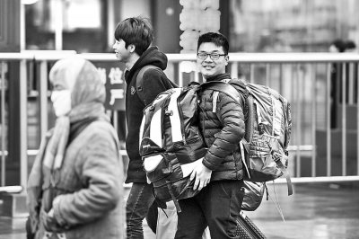 “科技春運(yùn)”唱主角高鐵增幅66% 鄭鐵發(fā)送旅客1413萬(wàn)人