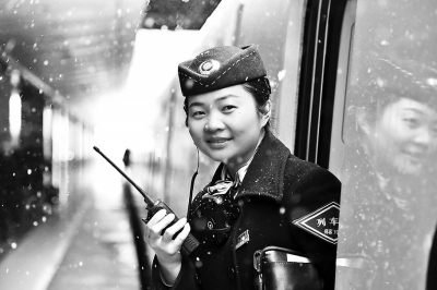 “科技春運(yùn)”唱主角高鐵增幅66% 鄭鐵發(fā)送旅客1413萬(wàn)人