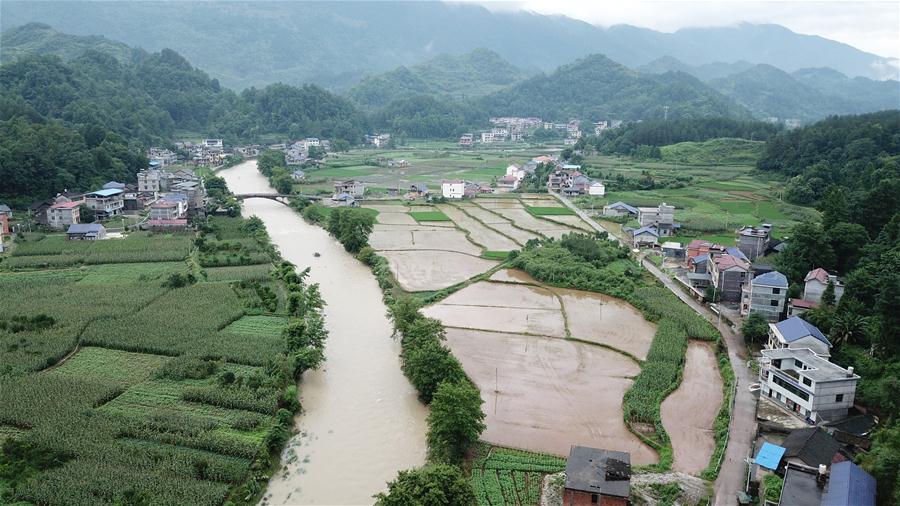 ����Ѵ���飩��1������ɣֲ�܏�����Ӱ� �r(n��ng)�������e�ܞ�