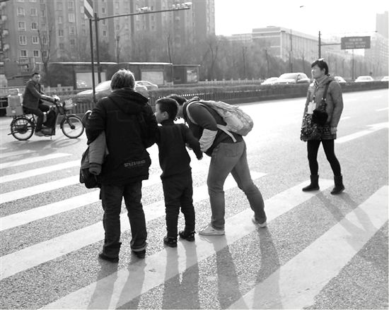 ���L(zh��ng)������݆��ֵ��վ����������^�R·��