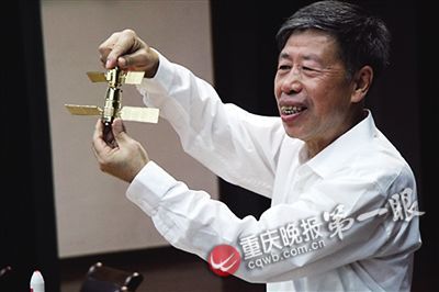 �S������ϲ�gС����߀����(j��ng)���������ӵ����I(y��)�������f���@Щ���I(y��)��(x��)�}�����S�������f��С��һ����Ȼ�����@λ1958����㽭ʡ�߿����ۡ���(sh��)����ȫ�ƝM�ֵĸ߲����s��ʾ����Щ�}Ŀ���e�f�������������y�����B���Լ�����������