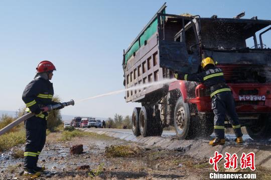 ����܇������ͨ���½����{˹���^(q��)܇�v�������D��