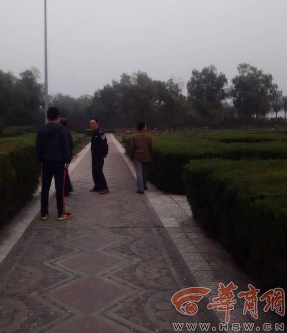 �����У�赸Ů�̎�ҹ��ʧۙ��ʬ�w�ѱ��ҵ�