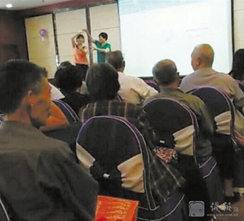 �ܺ�����֮ǰ���µ��v���龰��