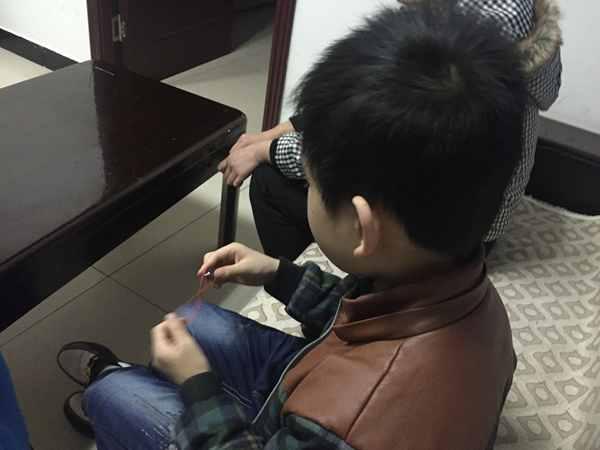 11��30����ɳƺ�Σ��ɳ����10�q��С�壨�������[Ū��һ��С�����������ӛ�� �ʂb�x �z