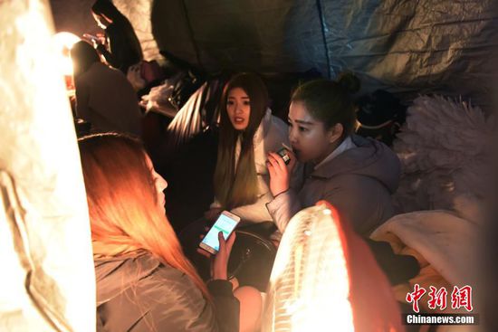 2015��12��24����ɽ��ʡ̫ԭ����������(ji��)�ա�ƽ��ҹ����ɽ��̫ԭһ�̈�������������������ȵ������e�k���S�ܡ���(n��i)��������ģ������Ƭ�|���_(t��i)����׺���������