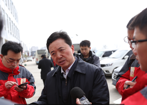 �׌þW(w��ng)�j(lu��)ý�w�����D(zhu��n)�ġ����}���L���(d��ng)�ב�(zh��n)�ɹ� ����Ч���@��