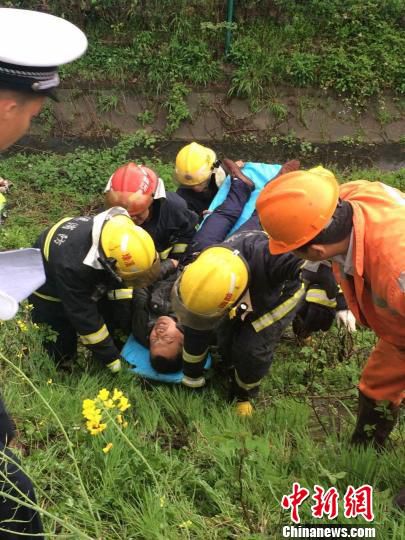 G25�L�����������һ���܇��܇15���܂����D��