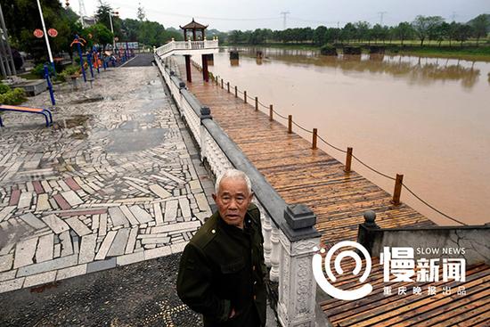 湖南一小鄉(xiāng)村走出21位博士百余碩士 有何秘籍?