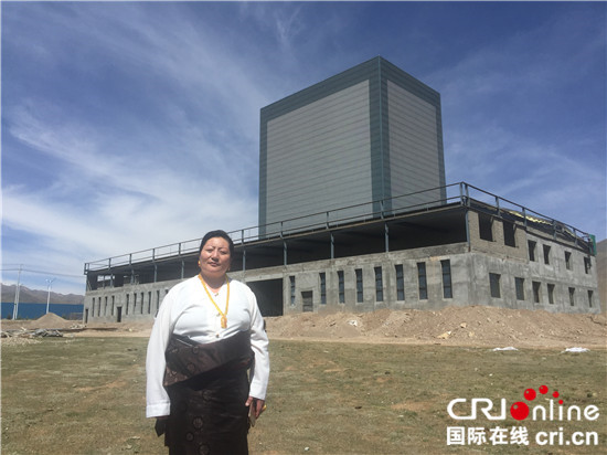 �DƬĬ�J(r��n)��(bi��o)�}