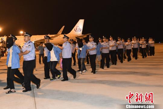 �����ļ���կѺ��122���ش�羳����p�_���ӷ�����