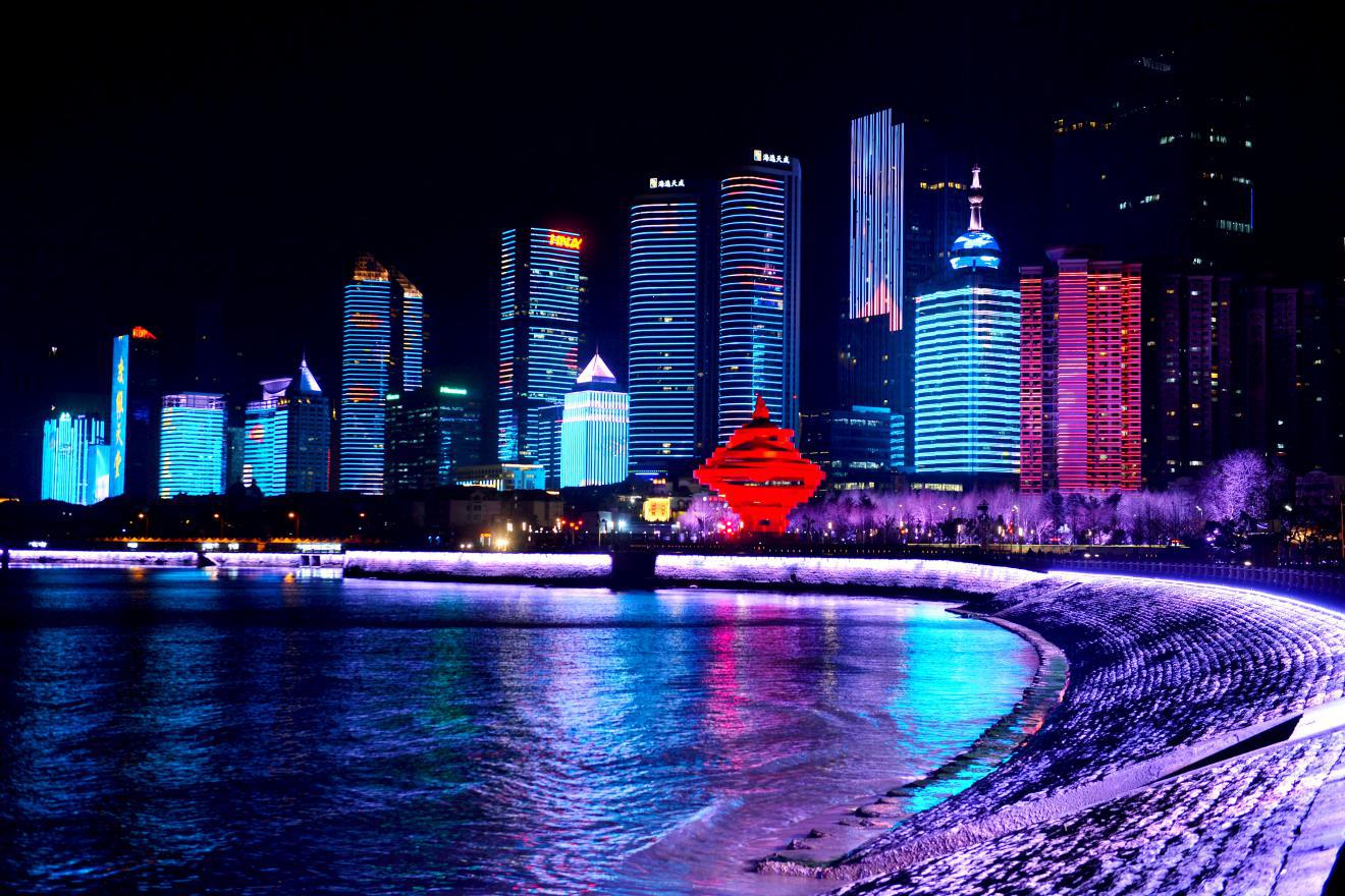 ��ɽ��ҹ��