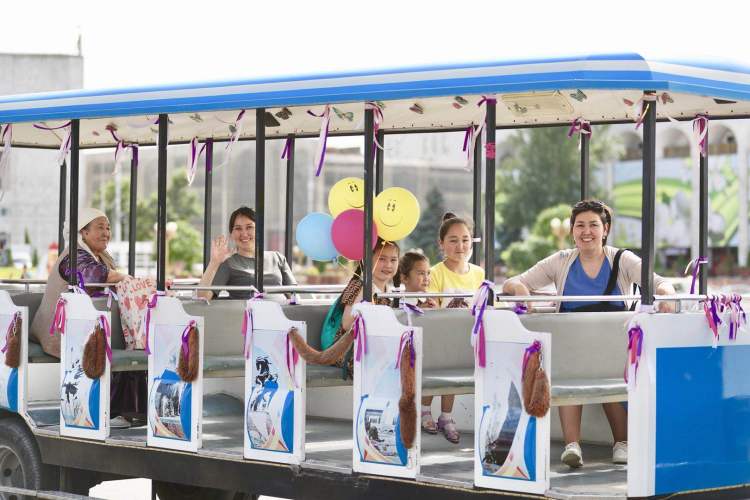 ��(x��)��ϯ�w����ʲ�P�ˣ��@���c���z�I֮·�����о���